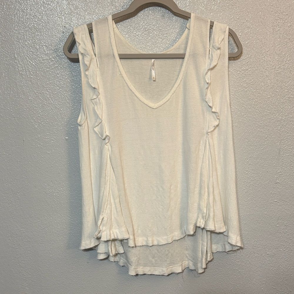 Free People Bondi Ruffle Tank White V Neck Boho Cottagecore Flowy Waffle Knit XS - Picture 1 of 8